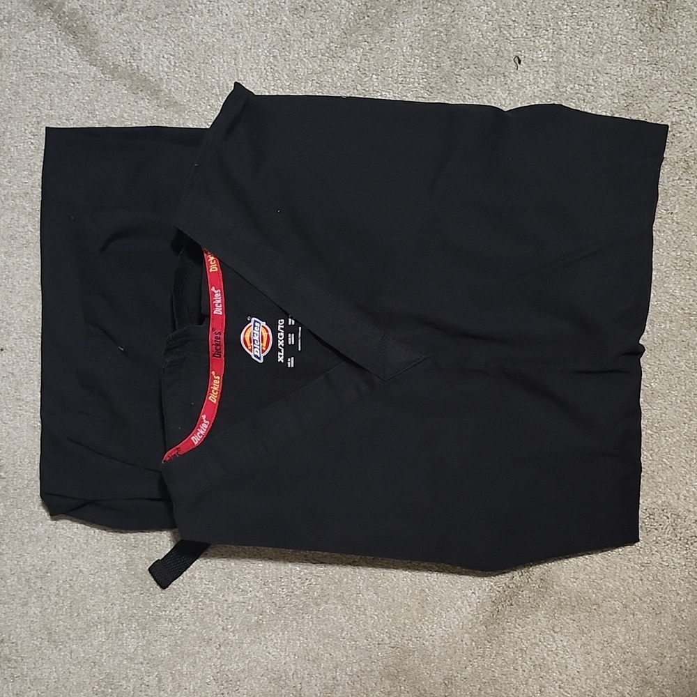 Black scrubs
